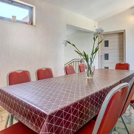 Apartments Kajfes *